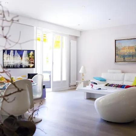 My Casa - Karr - Beautiful Downtown Διαμέρισμα *